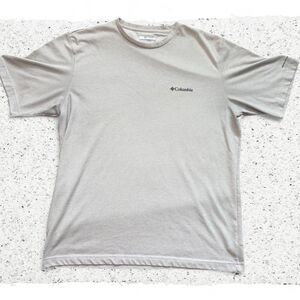 Columbia-sportswear Men's Grey and Cream T-shirt